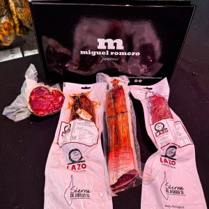 EL pack de embutidos de lazo más exclusivo. El regalo perecto